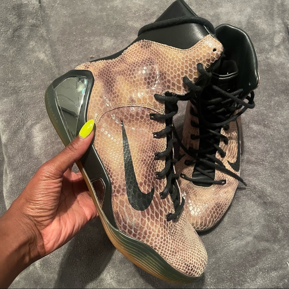 KOBE 9 HIGH EXT QS "Snakeskin"